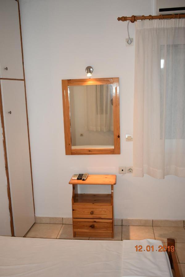 Pirgaki Studios Kardhamili Bagian luar foto